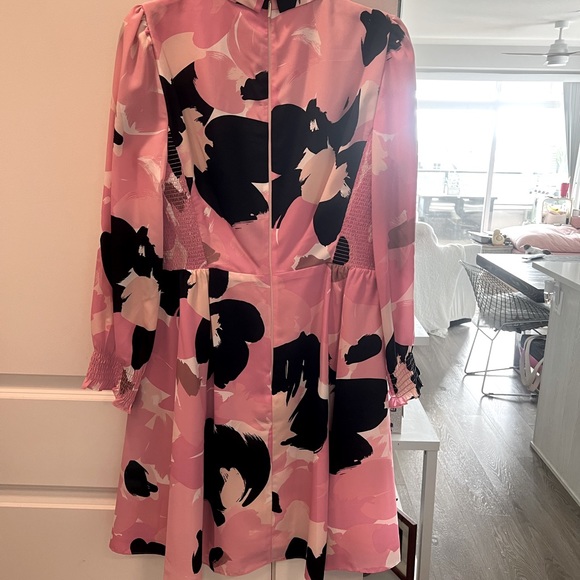 ❤️❤️Kate Spade brush bloom smocked dress Size 8 ❤️❤️ - Picture 4 of 6